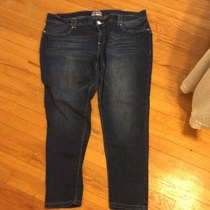 Stretchy Body Con Skinny Jeans
